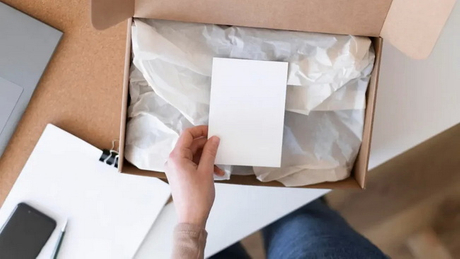 6 Essential Steps for Packaging and Shipping Clothes`.jpg