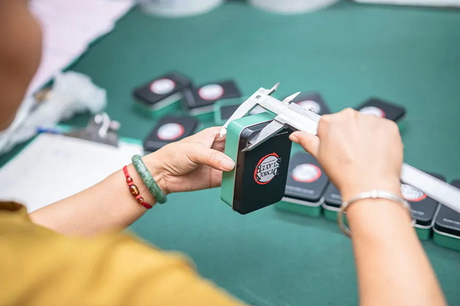 Custom Tin Box Packaging.jpg